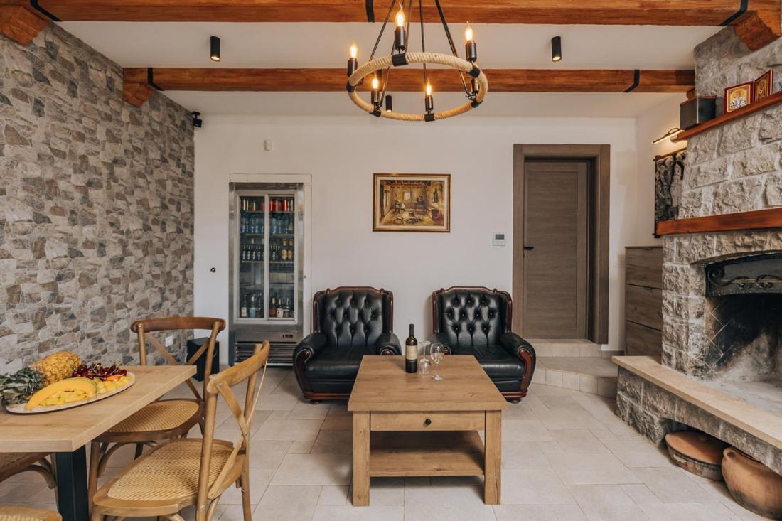 كوتور Villa Principium With Infinity Edge Pool&Hot Tub المظهر الخارجي الصورة