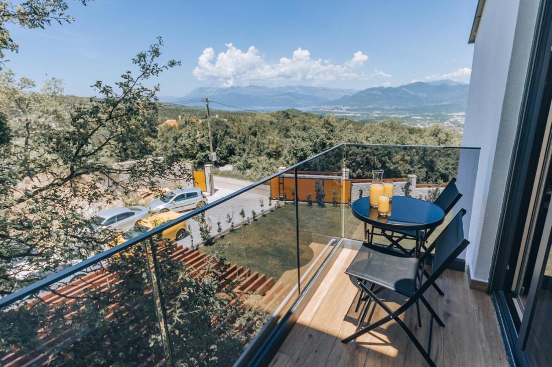 كوتور Villa Principium With Infinity Edge Pool&Hot Tub المظهر الخارجي الصورة
